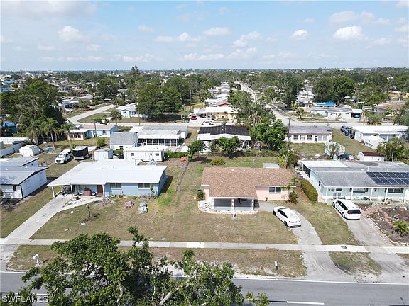 3rd image of 4877 Orange Grove Blvd