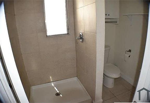 5th image of 174 SW 3rd St