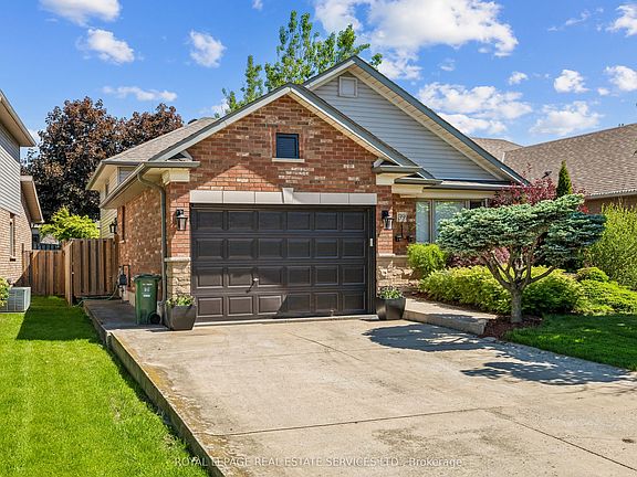 2nd image of 39 Liam Dr