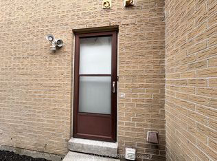 62 Canmore Blvd, Toronto, ON M1C3W2