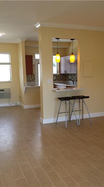 1st image of 2101 Normandy Dr APT 111
