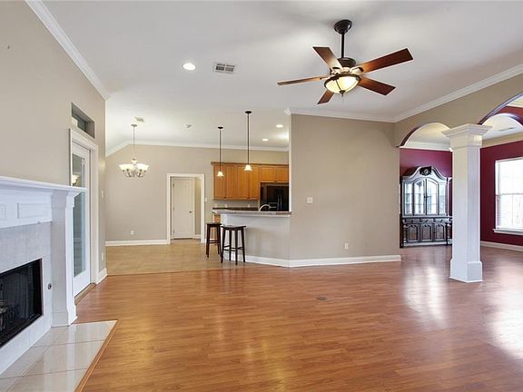 5th image of 200 Stanton Hall Dr