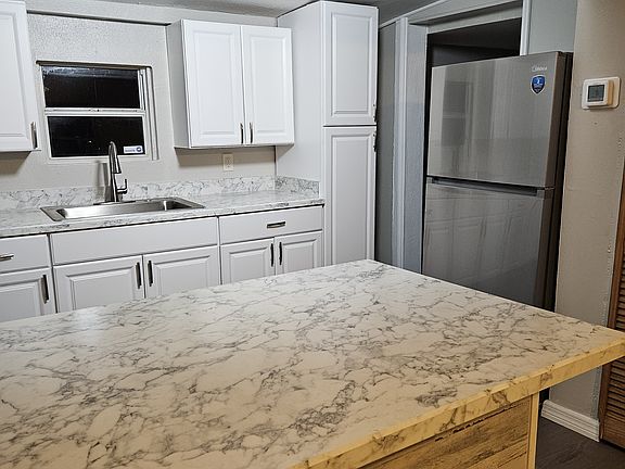 4th image of 109 W Osborne Ave
