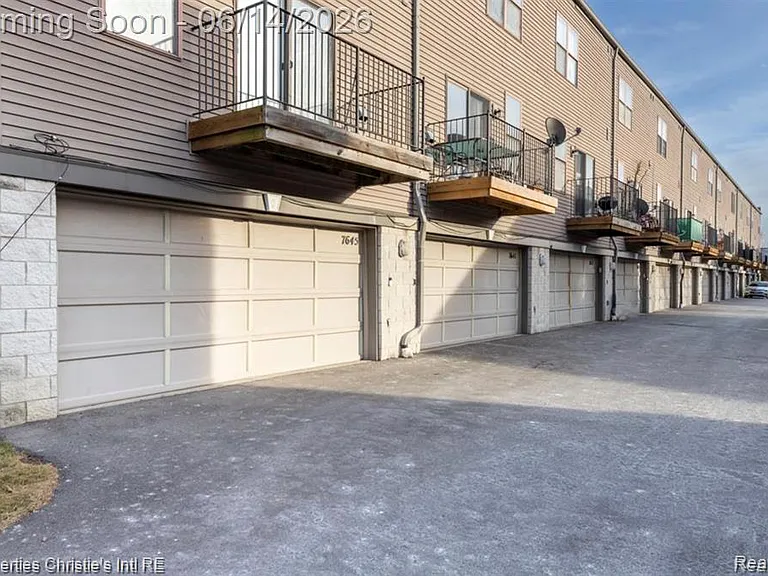 7645 Woodward Ave #70 — Photo 17