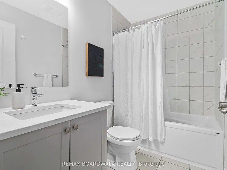 210 Verulam St — Photo 12