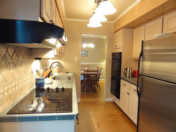 Gourmet Kitchen
