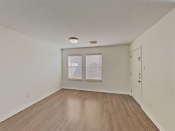 2nd image of 16723 Roseglade Dr