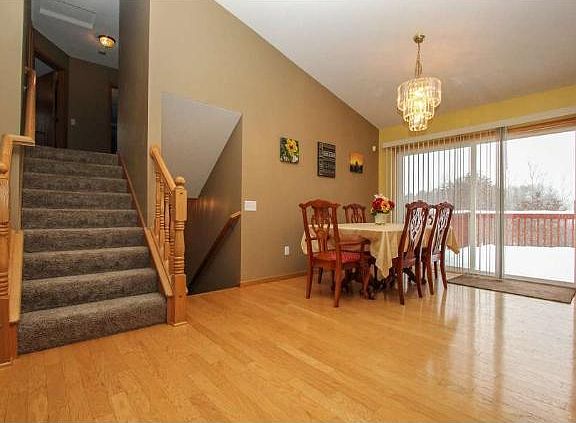 3rd image of 22761 Tippecanoe St NE