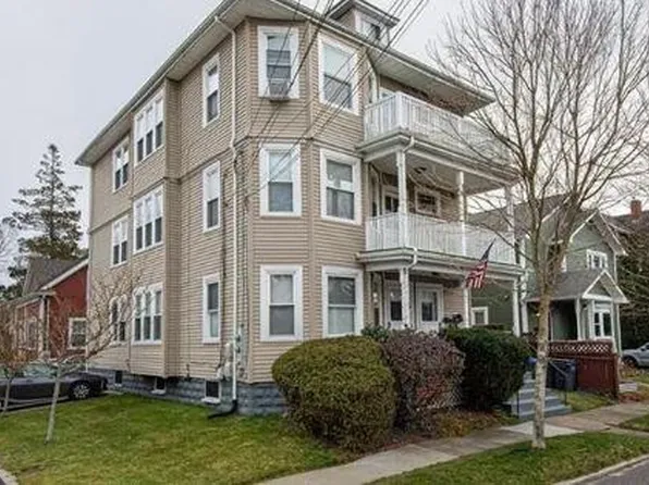 219 Cole Ave, Providence, RI 02906