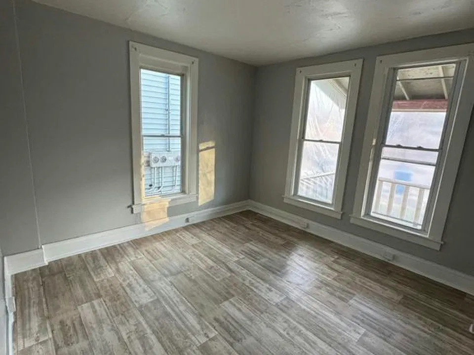 24-26 South Ave #1