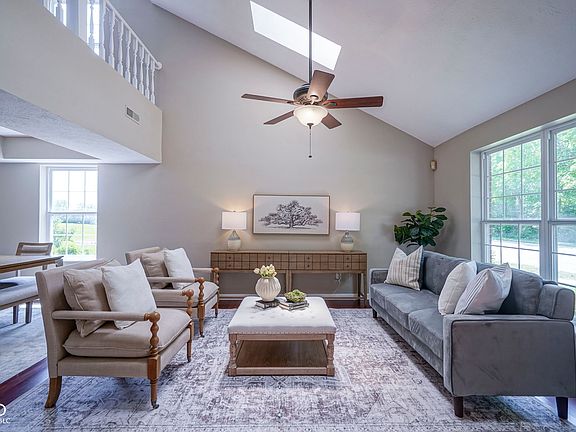 5th image of 17635 Willow Creek Way