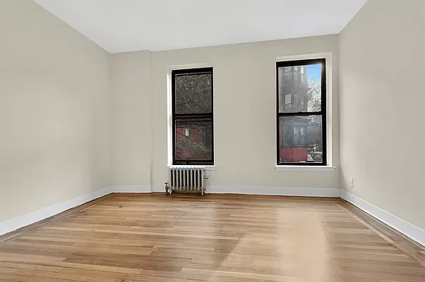 Rented by Douglas Elliman | media 8