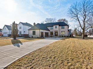 835 Glenview Rd, Glenview, IL 60025