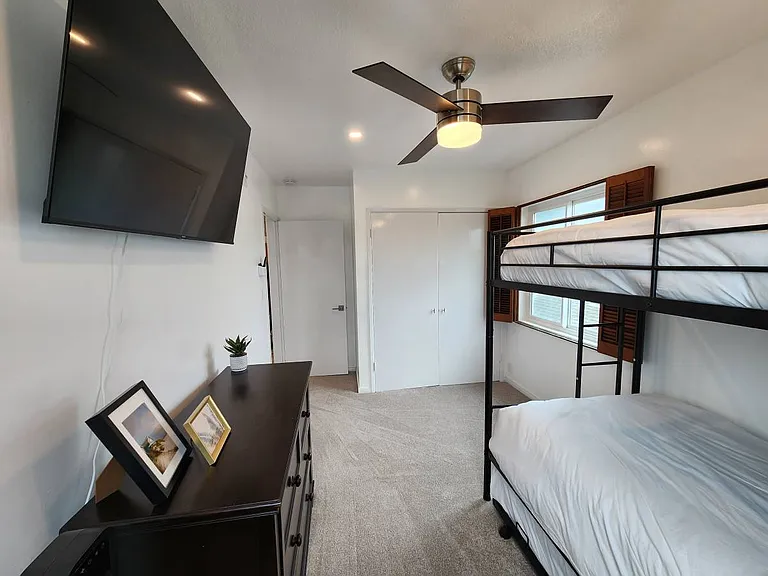 5000 Neptune Ave #ALL — Photo 13