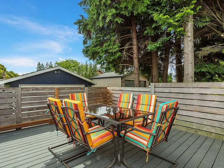 8626 13th Ave SW — Photo 38