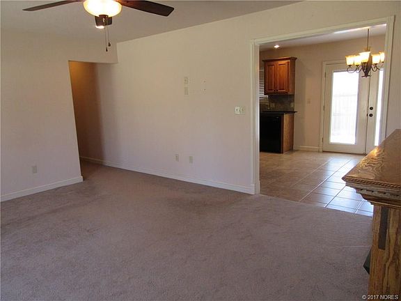 5th image of 2211 N 2nd St