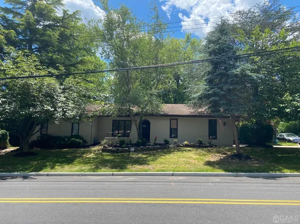 192 Washington Ave, Matawan, NJ 07747