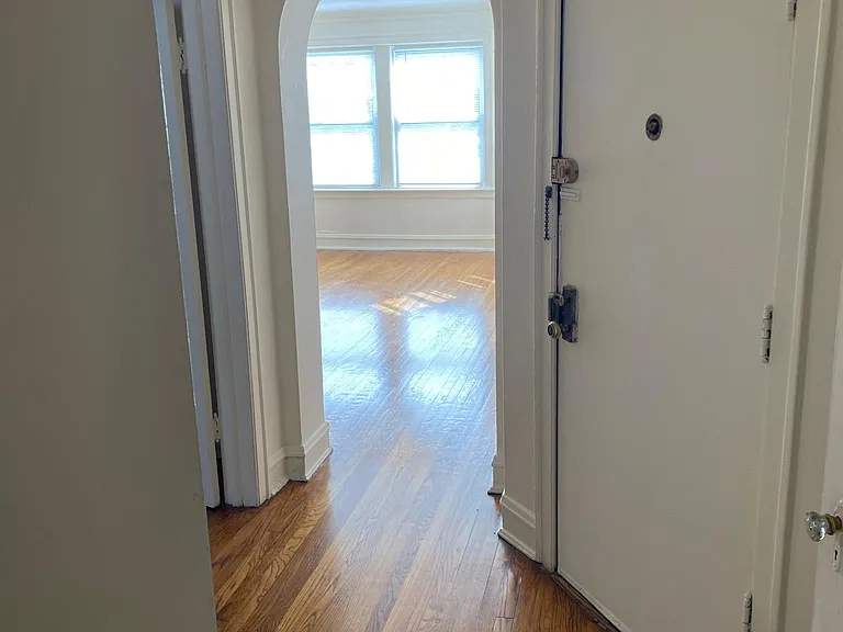 8350 S Maryland Ave #1 — Photo 11