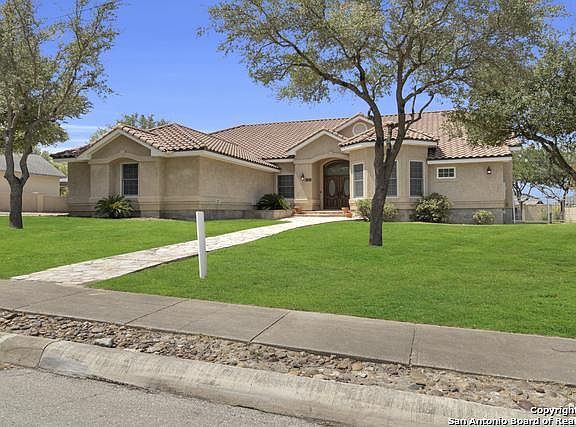 2nd image of 1721 W Mally Blvd