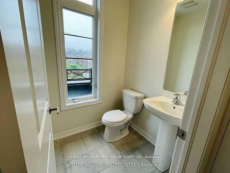 586 Murrell Blvd — Photo 9