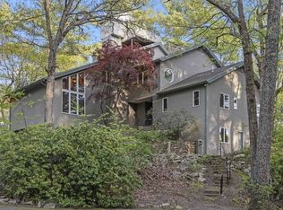 19 Parmenter Rd, Framingham, MA 01701