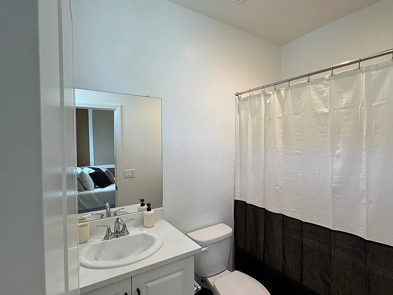 Sandstone Ct — Photo 10