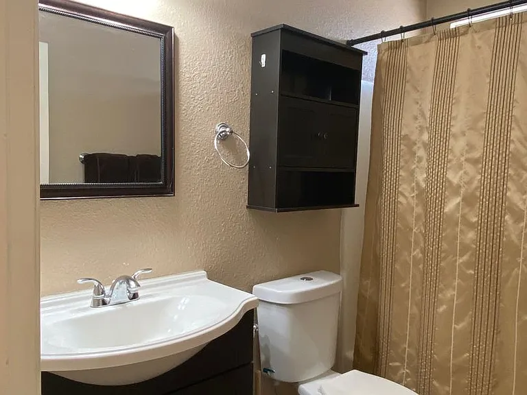 525 E Ridgecrest Blvd — Photo 14