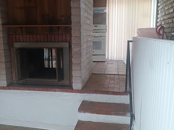 3rd image of 520 Georgene Dr NE APT D