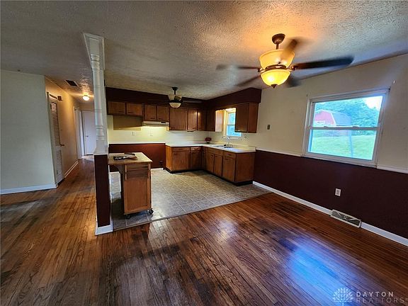 5th image of 6666 Catskill Dr