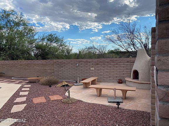 2nd image of 4819 N Paseo Del Tupo