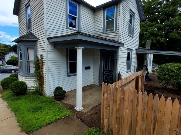 (undisclosed Address), Newmarket, NH 03857