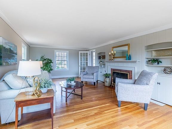 4th image of 43 Newmarch St