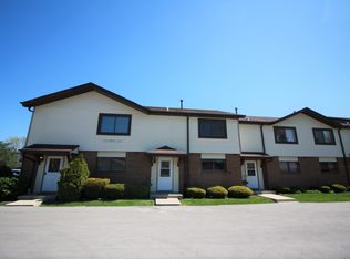 5709 Cambridge Cir UNIT 2, Racine, WI 53406