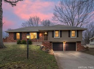 2304 NW 5th St, Blue Springs, MO 64014