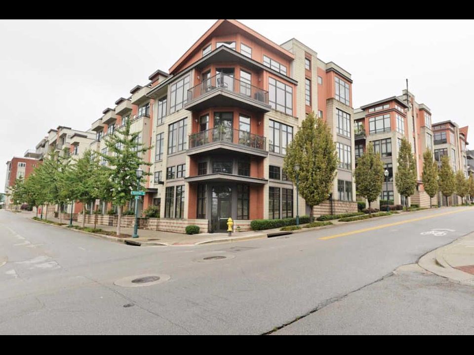 1st image of 129 Walnut St Unit 18
