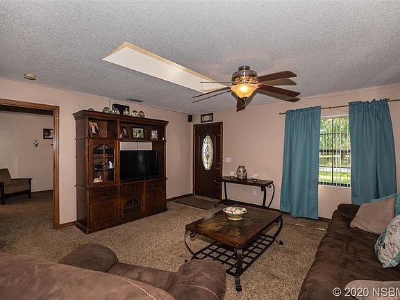 3rd image of 2830 Silver Palm Dr
