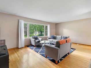 5215 W Dean Rd, Brown Deer, WI 53223