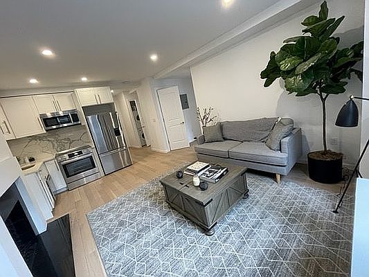 1st image of 160 E 48th St APT 14F