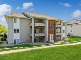 2440 Rushmore Dr, Iowa City, IA 52246