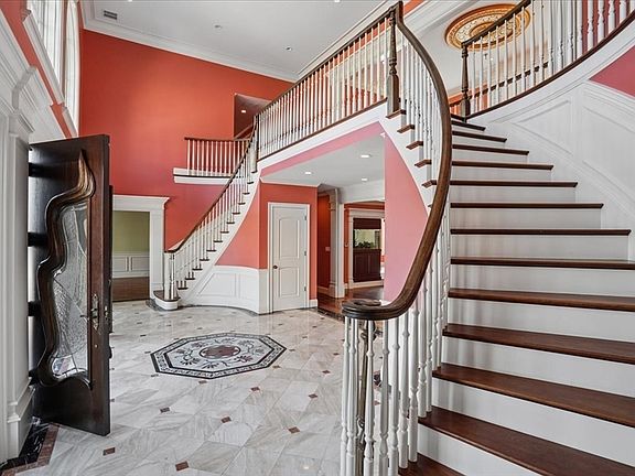 5th image of 3 Regency Rdg