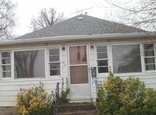 403 W Sycamore St, Carbondale, IL 62901