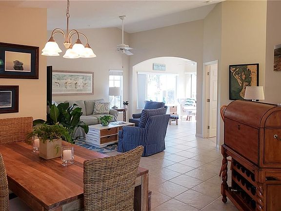 2nd image of 905 Addington Ct Unit 201