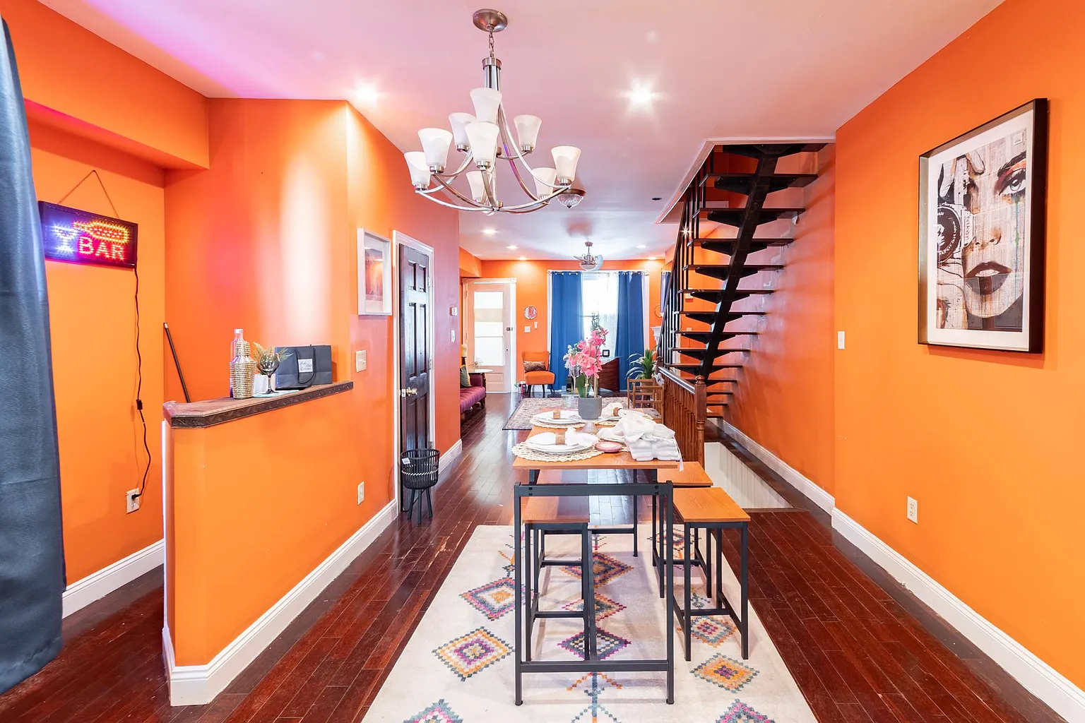 5655 Washington Ave photo 1