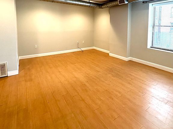4th image of 26 Portland St APT 247