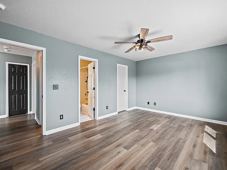 5194 Fennel Dr — Photo 13