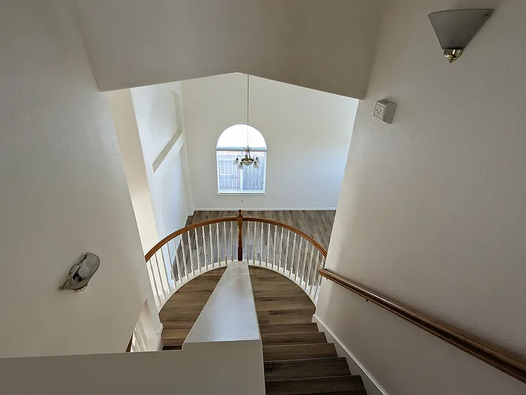 10250 Patti Way — Photo 12