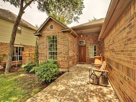 3rd image of 7510 Lobelia Dr