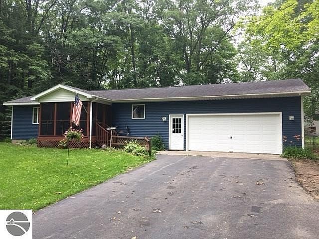 1st image of 20764 Red Oak Dr