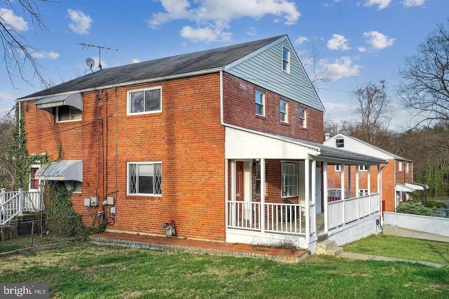 4 bed, 2.5 bath, 1452 sqft, $3,500 — Photo 1