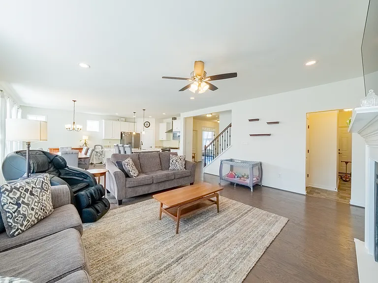 10878 Holman Ridge Rd — Photo 34